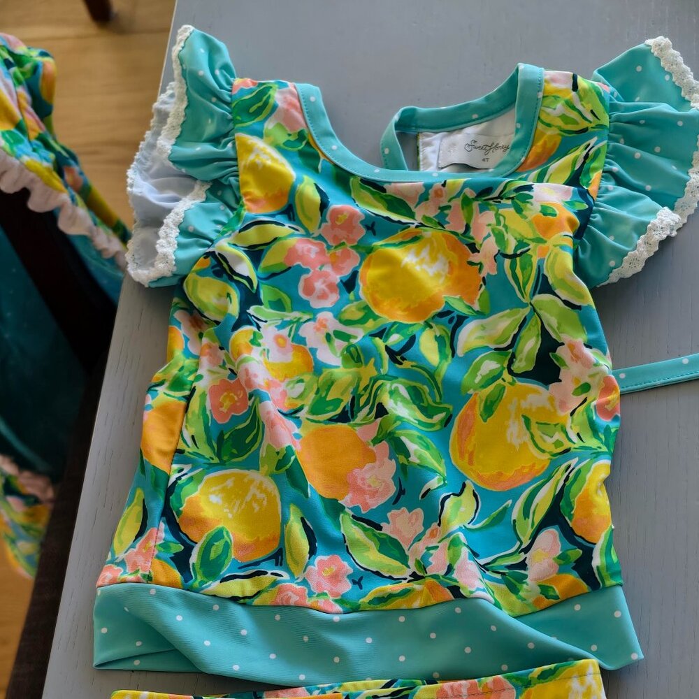 Entire Set of Sweet Honey Lemon Print Swim Suit, Robe Included